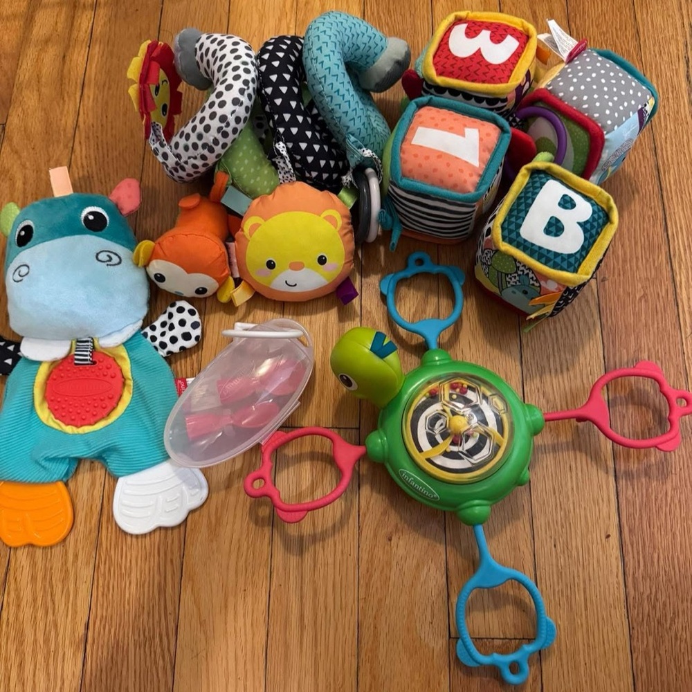 Colorful Kids Toy Set with Animal Friends
